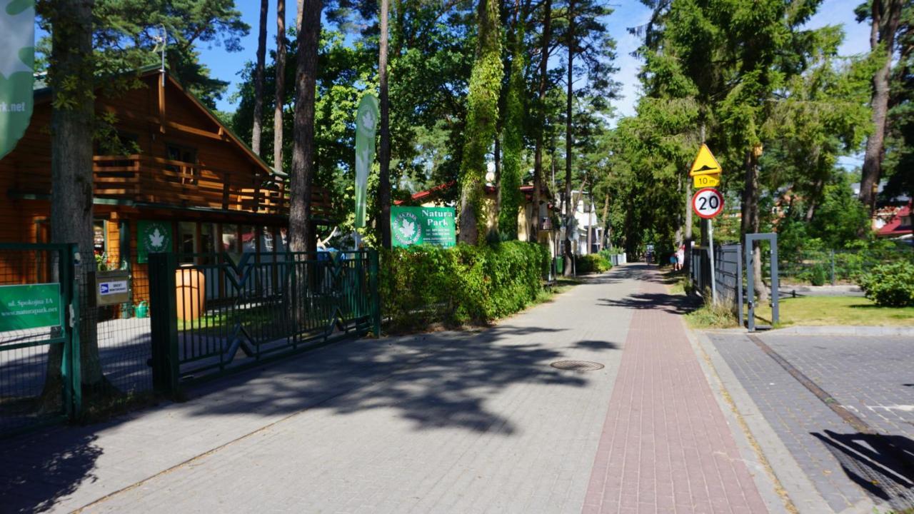 Natura Park Ustronie Morskie - Domki, Apartamenty Экстерьер фото