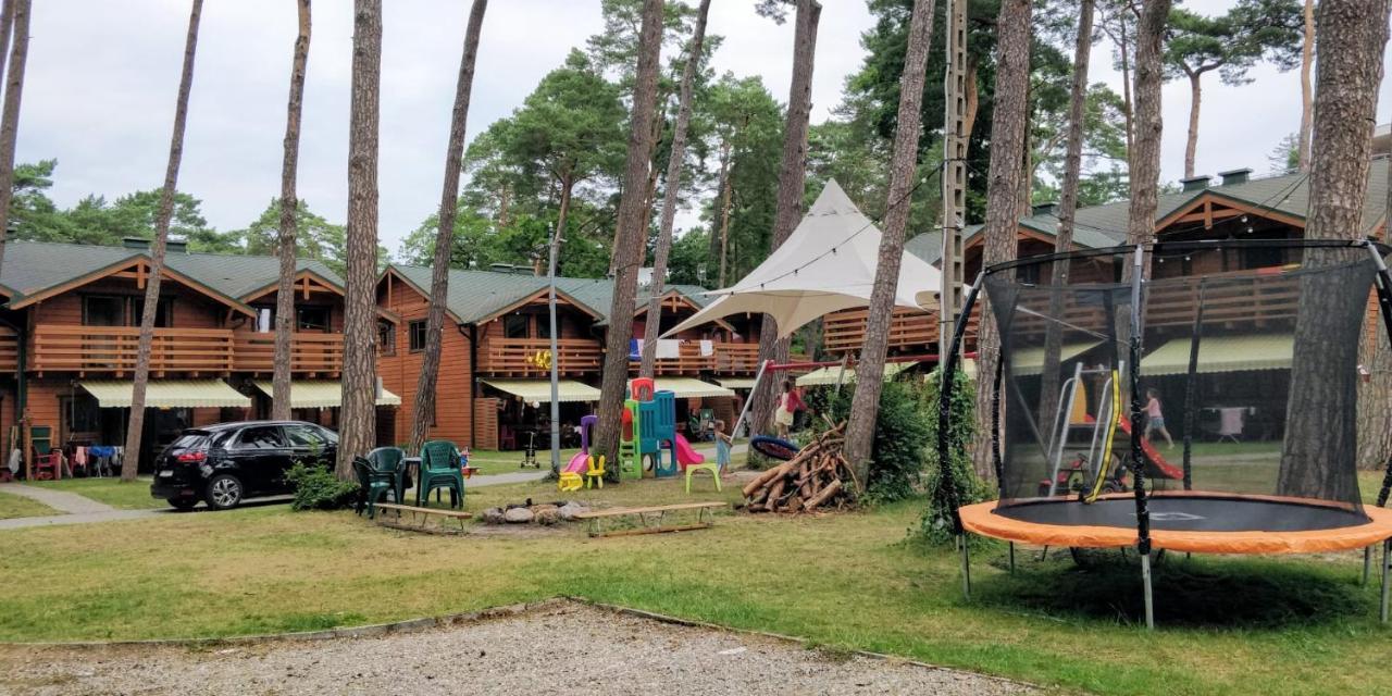 Natura Park Ustronie Morskie - Domki, Apartamenty Экстерьер фото
