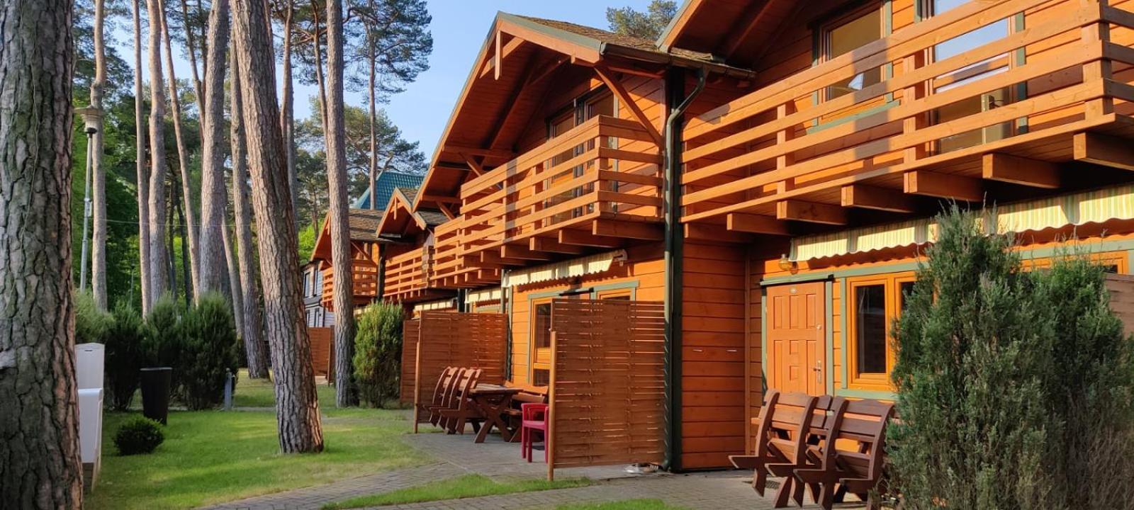 Natura Park Ustronie Morskie - Domki, Apartamenty Экстерьер фото